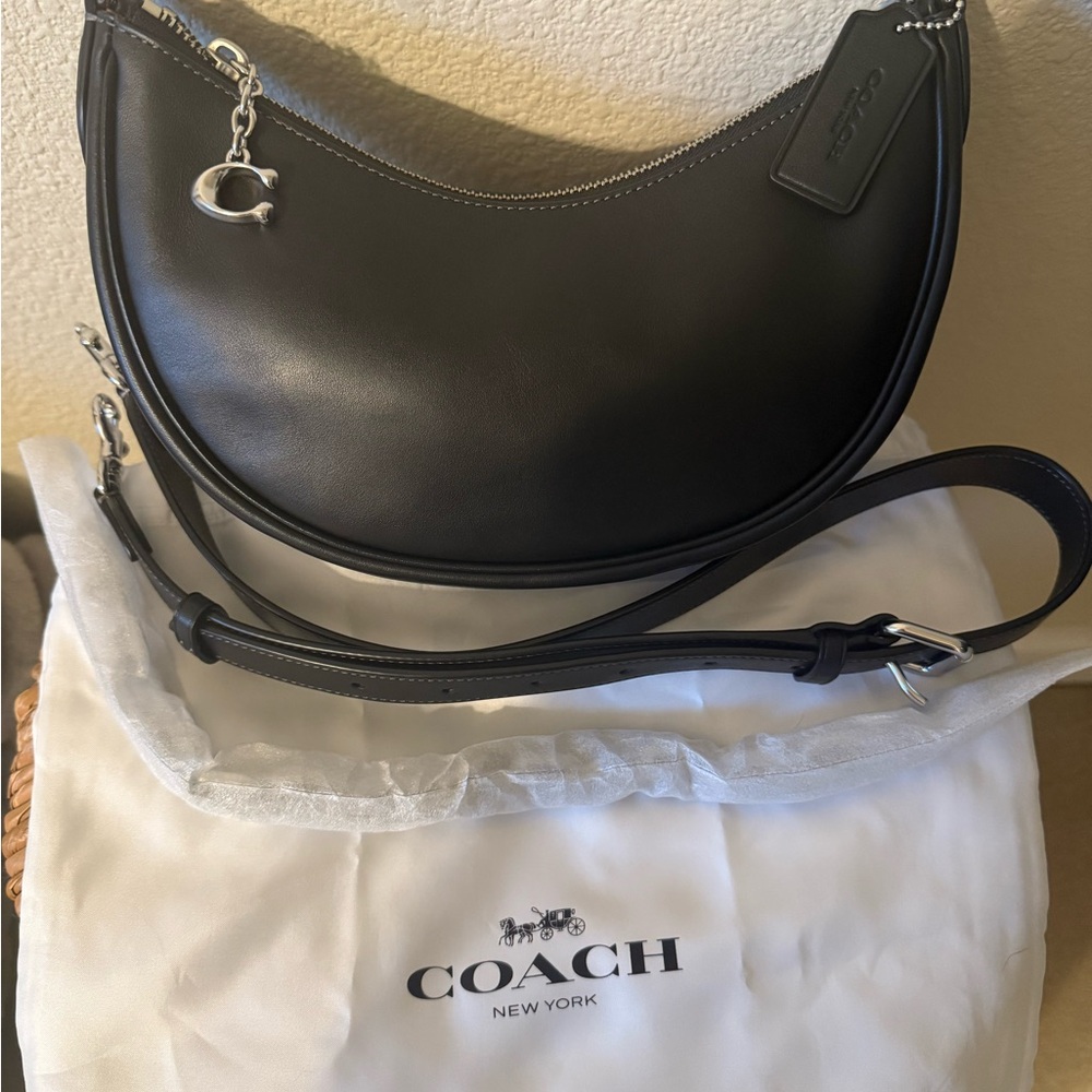 Coach Black Leather Shoulder Bag